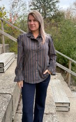 Emiira- Blus - Mönster - Svart- Nyhet