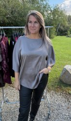 Engla- Topp - Taupe - Nyhet