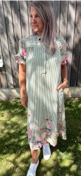 Christina- Klänning - randig/flower - Khaki- Nyhet
