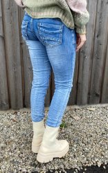 Kylie - Jeans F012 - Dragkedja - Ljustvätt - Nyhet
