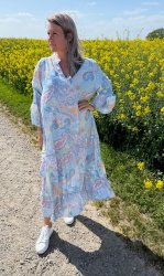 Leah - Klänning - Mönster - Ljusblå - Nyhet