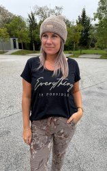 Lillian - T-shirt - Svart-  Nyhet