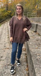 Linnea- Tröja med spets- Choco- Nyhet