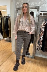 Lotta - Magiska Byxor - Rutiga - Taupe - Nyhet