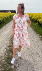 Messa - Klänning - Kort - Bladmönster- Rosa- Nyhet