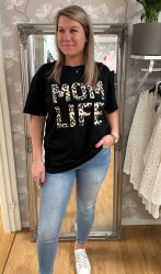 Mikaela - Tshirt - MOM- Svart- Nyhet