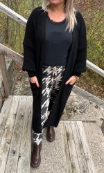 Saga - Långkofta - Svart-  Nyhet