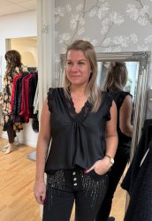 Sasha  - Satinlinne - Svart - Nyhet