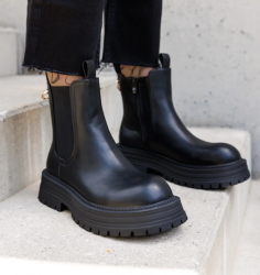 Mindy - FÖRBOKA-  - Boots- Svart-  Nyhet