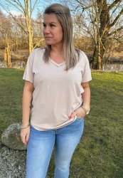 Ewa - T-shirt- V-ringad - Ljusrosa - Nyhet