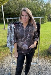 SBWillow - Blus - Blommig - Brun - Nyhet