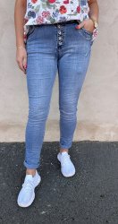 Zelma - Jeans med knappar - Ljus Denim - Nyhet