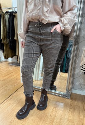 Lotta - Magiska Byxor - Rutiga - Taupe - Nyhet